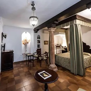Soho Boutique Palacio San Gabriel Hotel